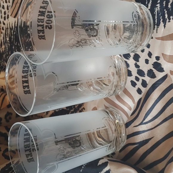 Vintage Car Glasses (3) - Picture 6 of 10